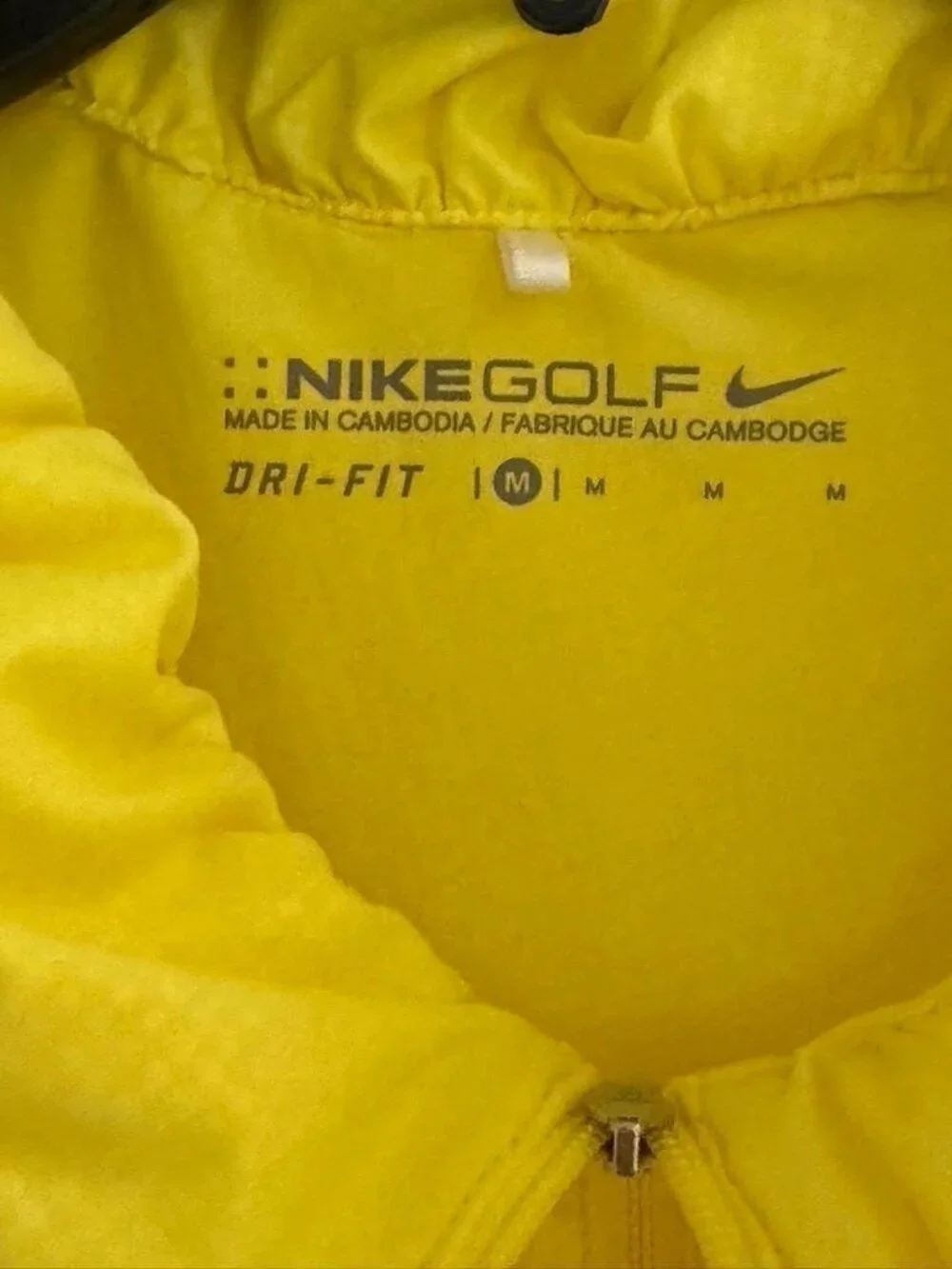 Nike Golf Dri Fit Bright Yellow Half Zip Short Sleeve Ruched Neckline Sz Medium